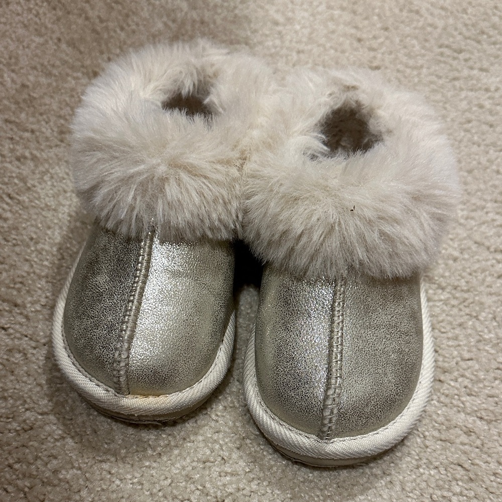 Silver Fur-Lined Baby Booties